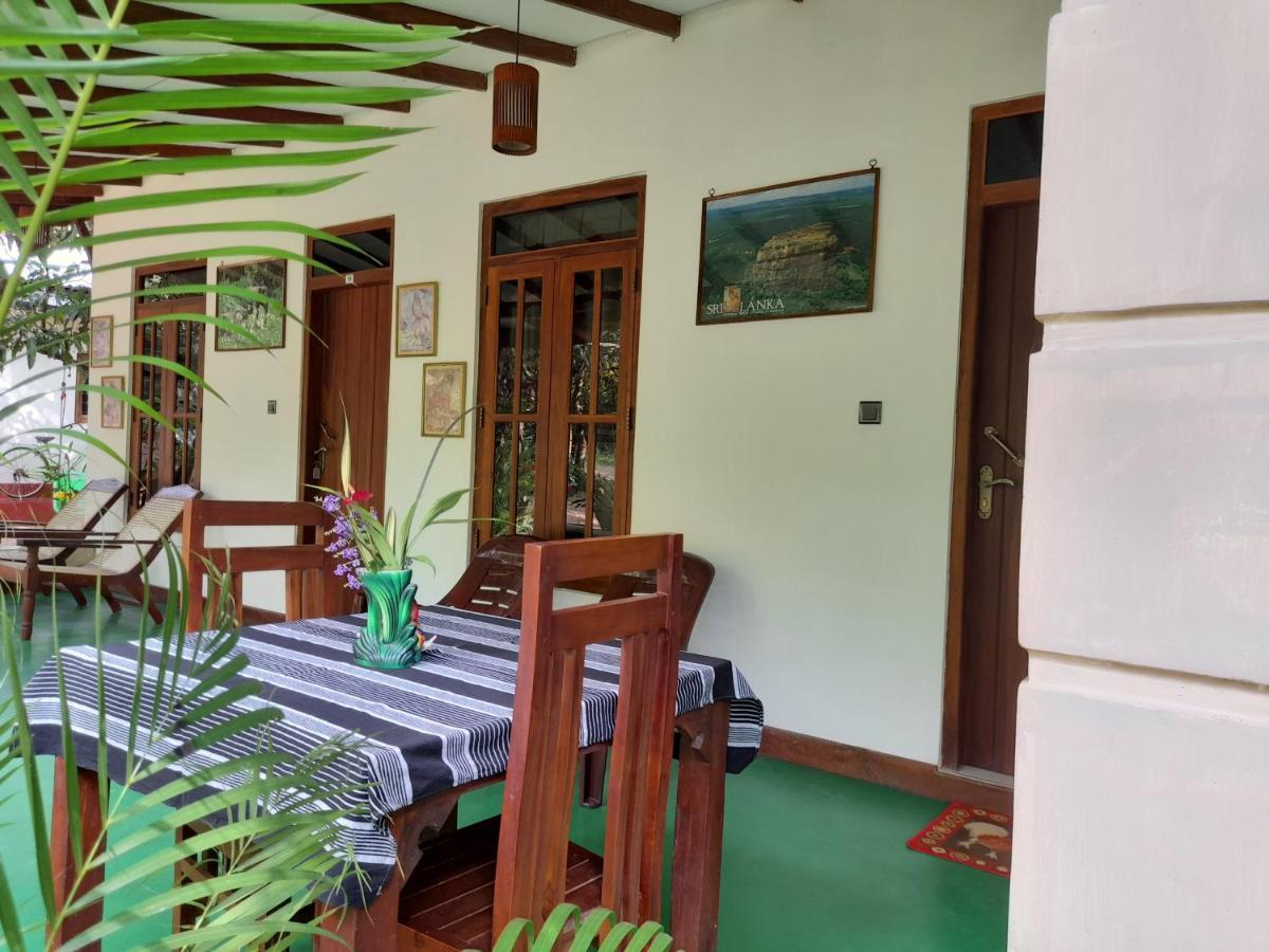 Sigiri Jungle Villa Sigiriya Exterior foto